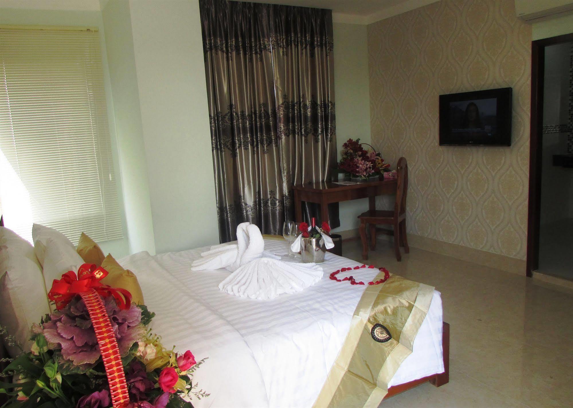 Sen Han Hotel Phnom Penh Luaran gambar