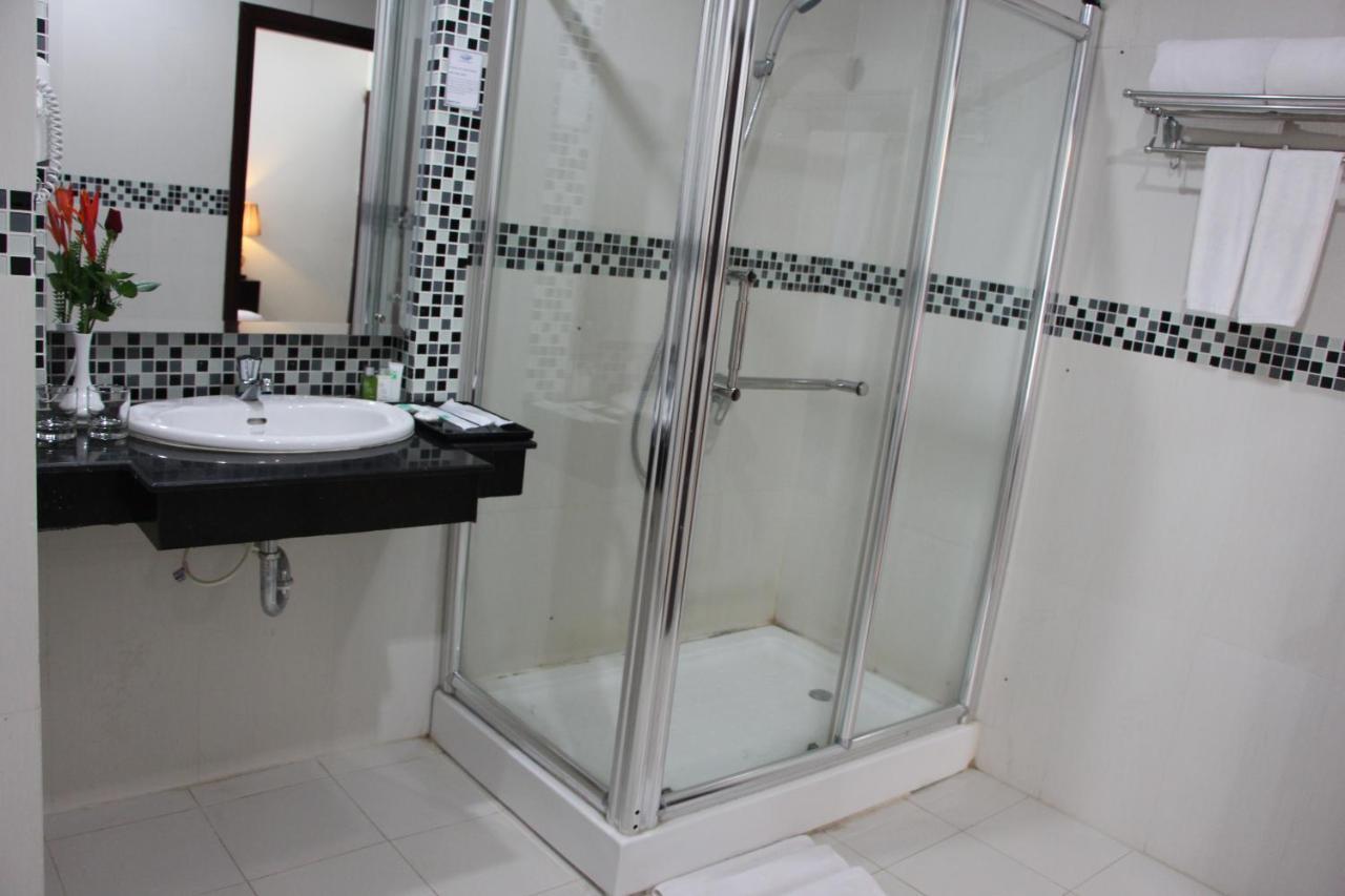 Sen Han Hotel Phnom Penh Luaran gambar